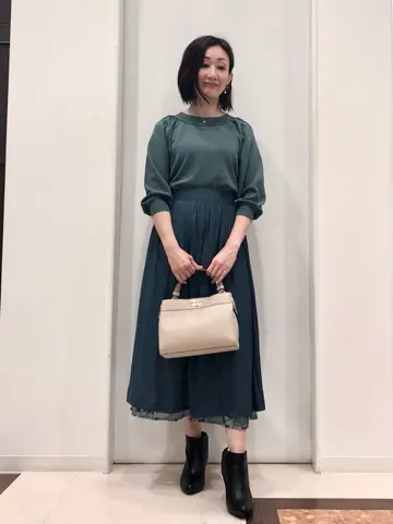 ANY SIS スタッフ コーディネート画像