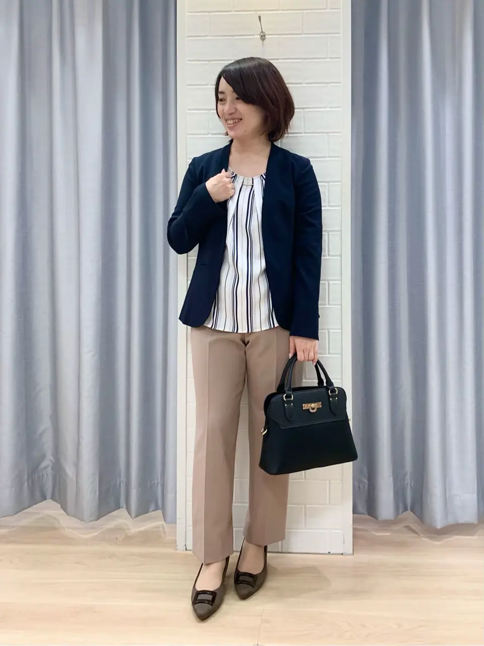 ANY SIS 丸岡 コーディネート画像