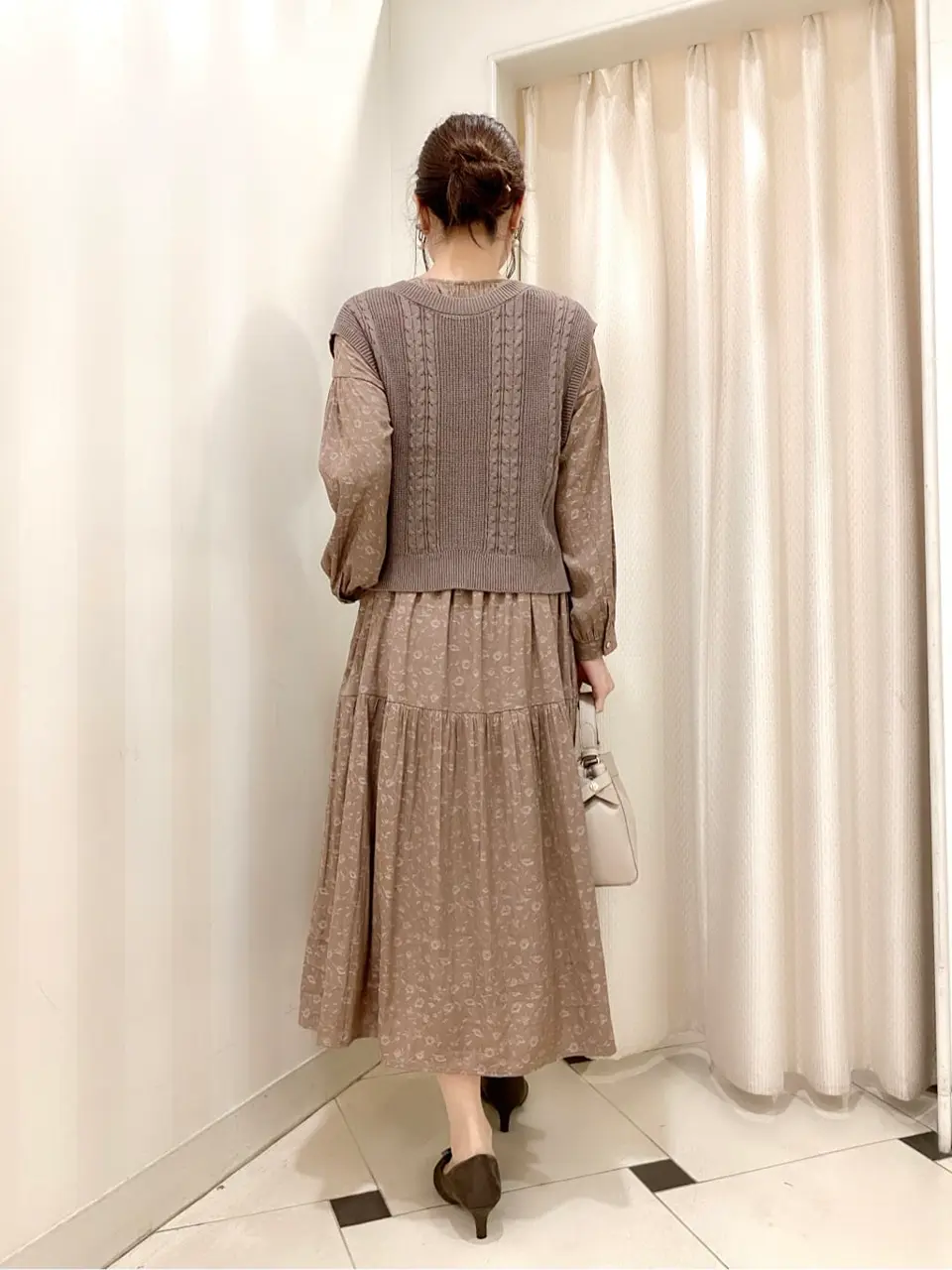 ANY SIS 金井 コーディネート画像