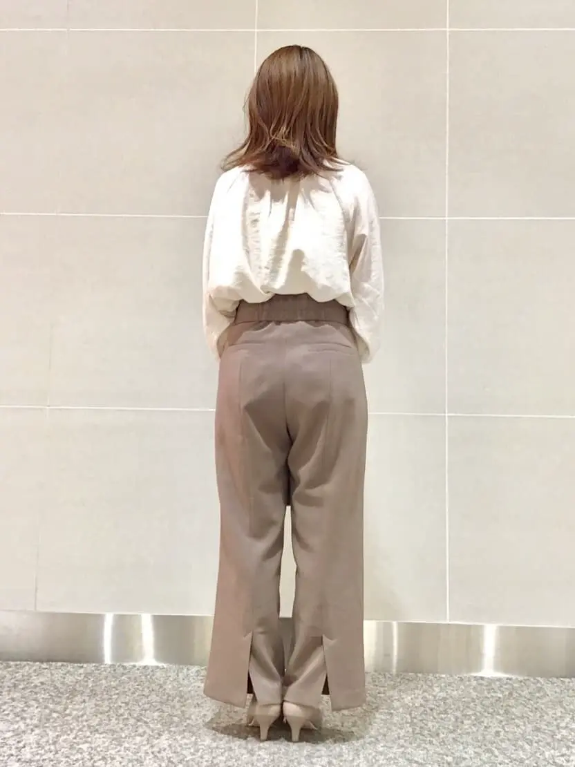 ANY SIS 浅野 コーディネート画像