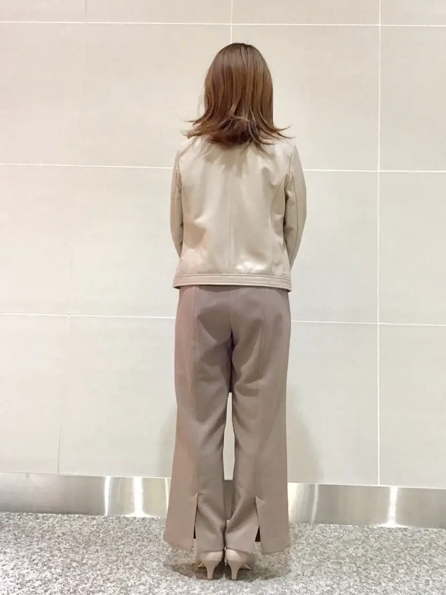 ANY SIS 浅野 コーディネート画像