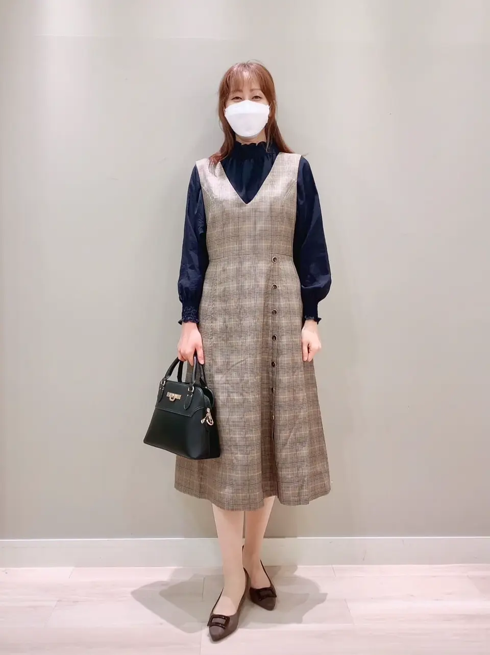 ANY SIS スタッフ コーディネート画像