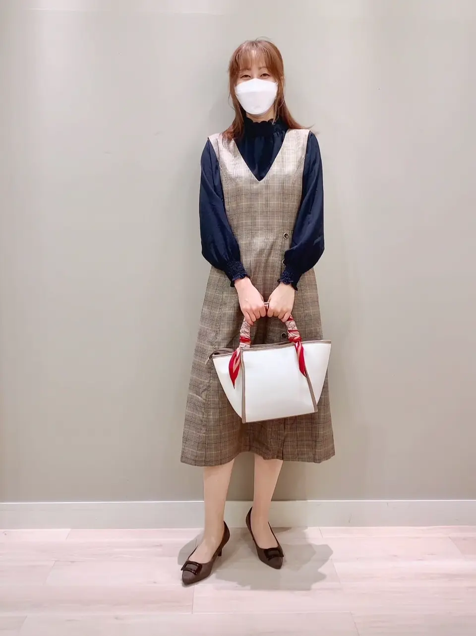 ANY SIS スタッフ コーディネート画像