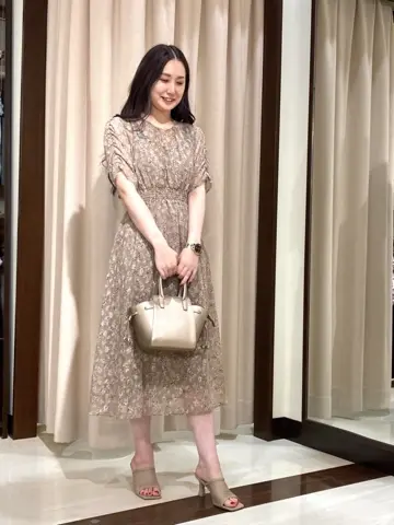 ANY SIS STAFF コーディネート画像