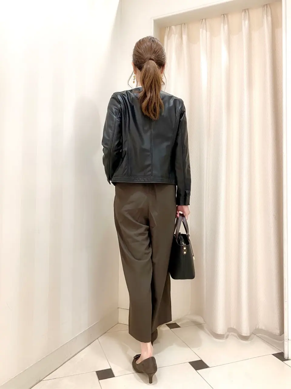 ANY SIS 金井 コーディネート画像