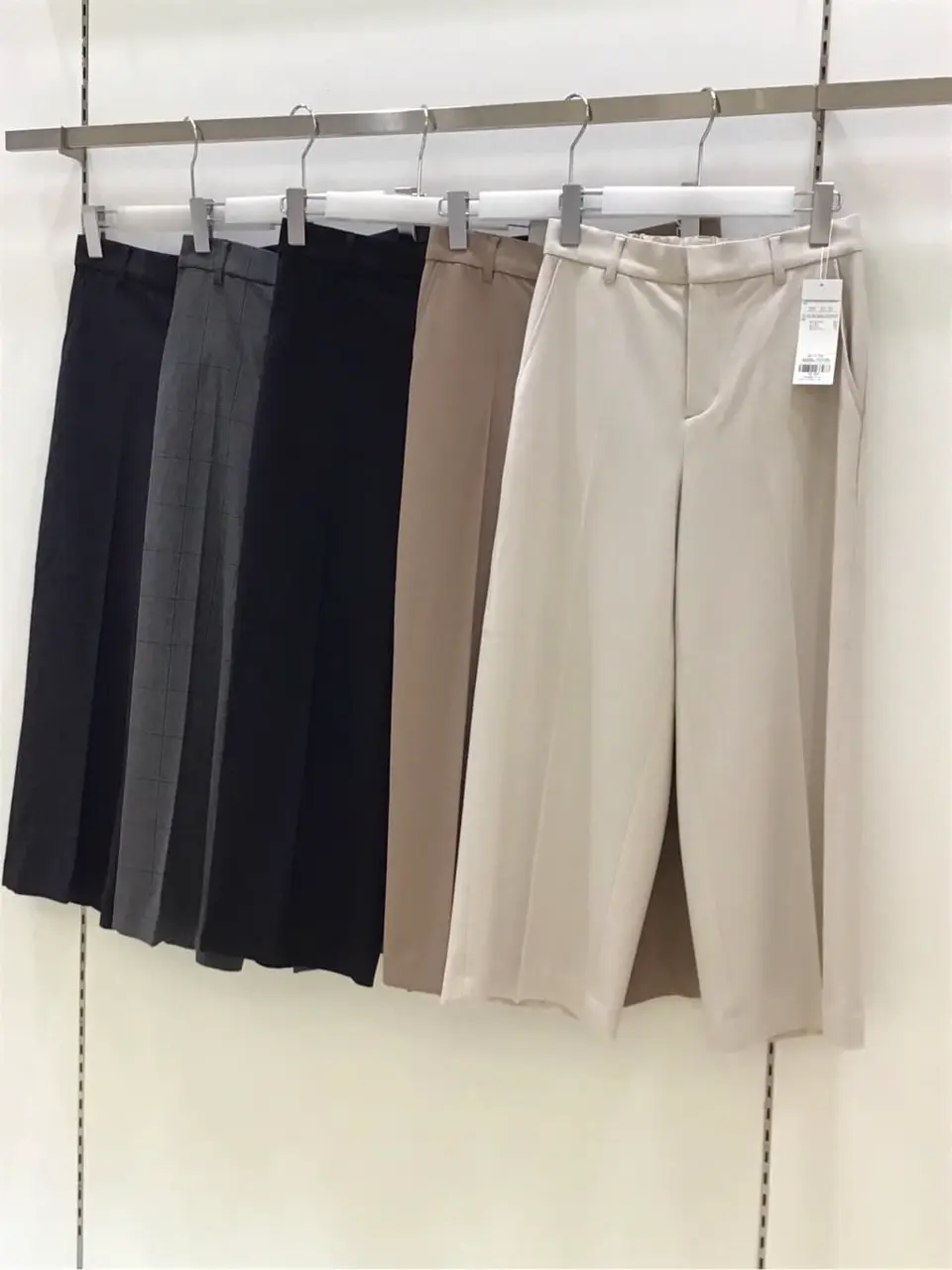 ANY SIS 布川 コーディネート画像