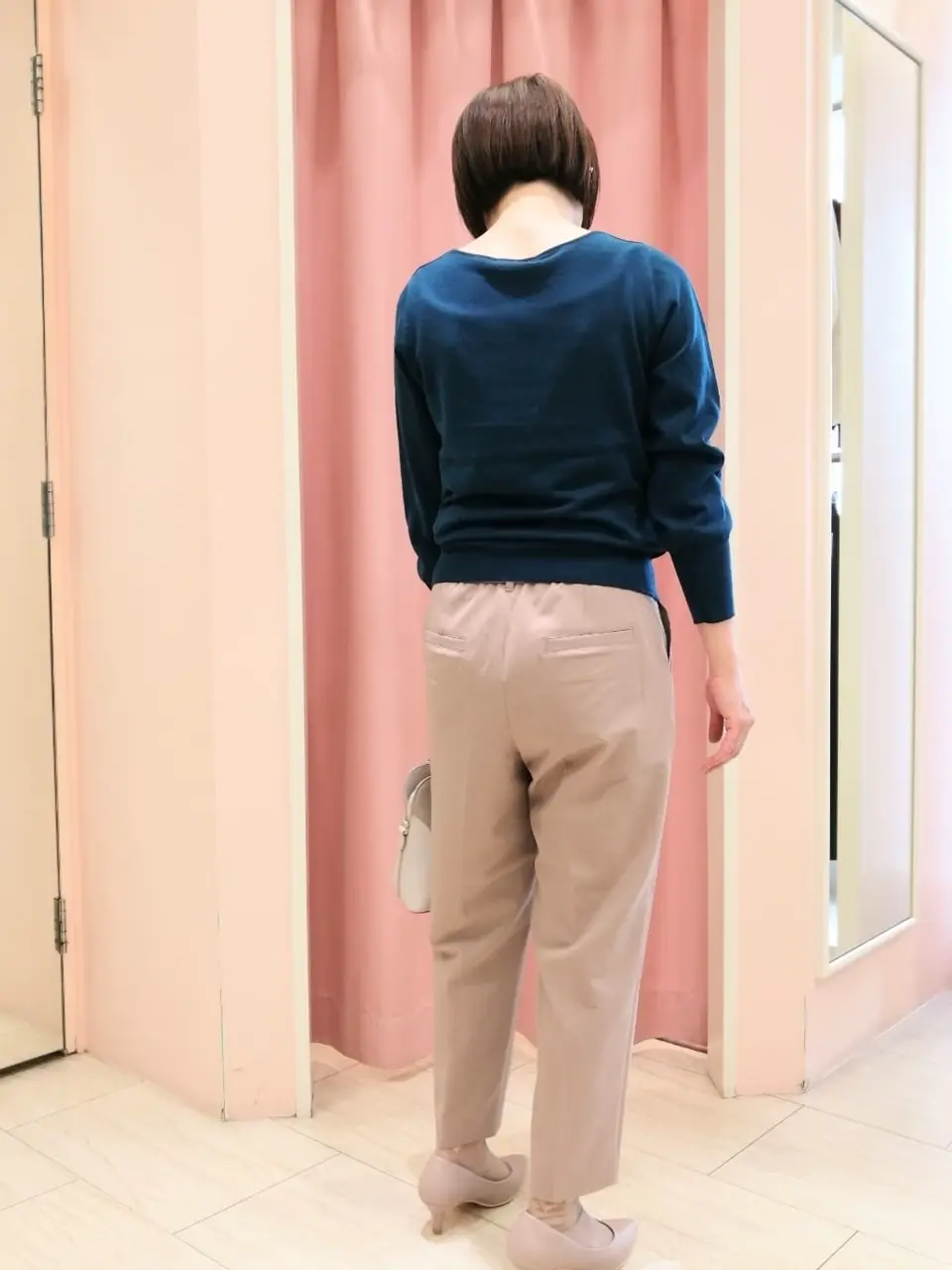 ANY SIS N コーディネート画像