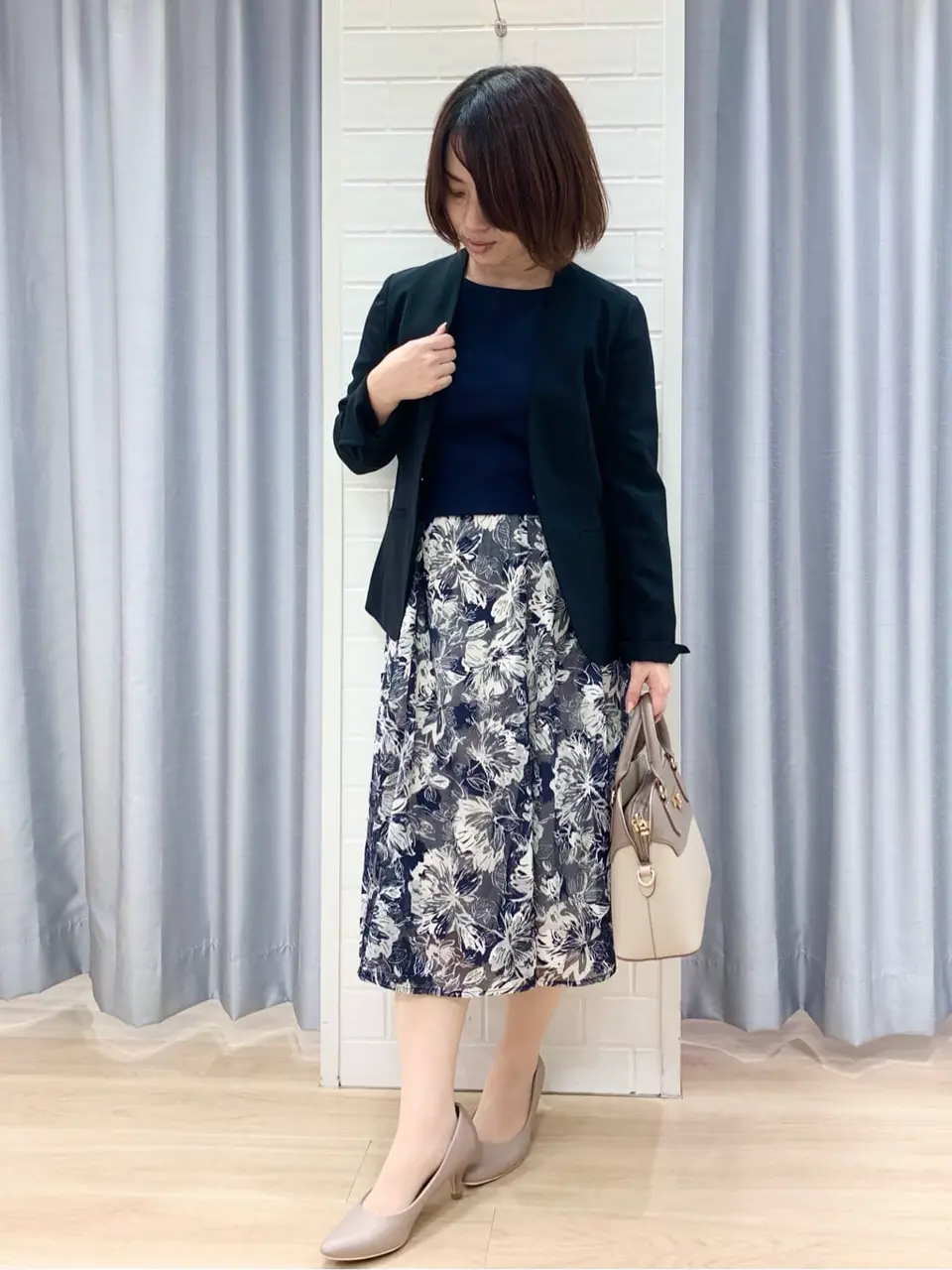 ANY SIS 丸岡 コーディネート画像