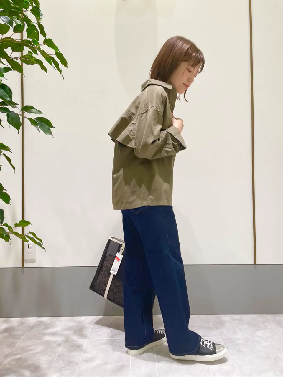 ANY SIS スタッフ コーディネート画像