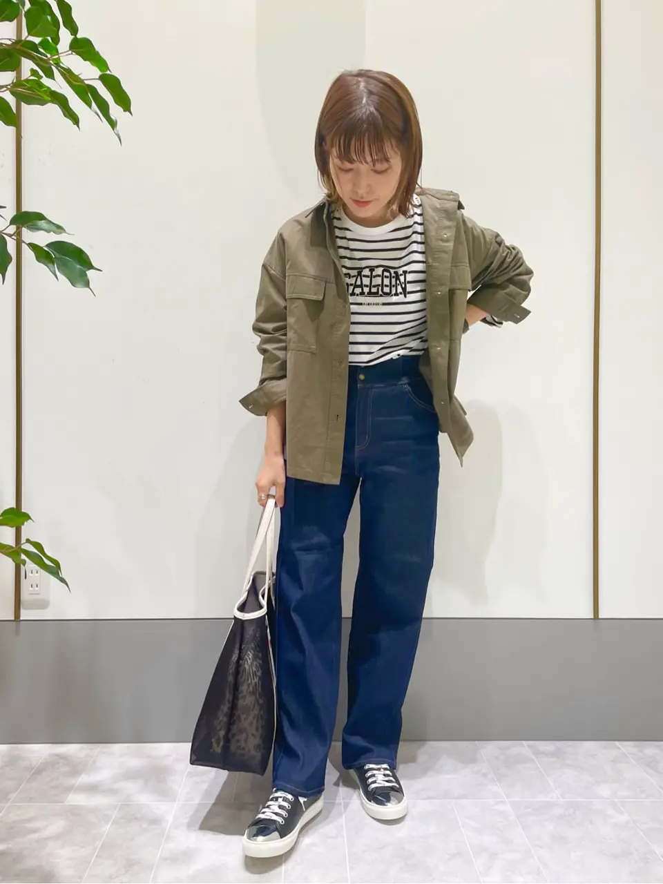 ANY SIS スタッフ コーディネート画像