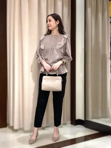 ANY SIS STAFF コーディネート画像