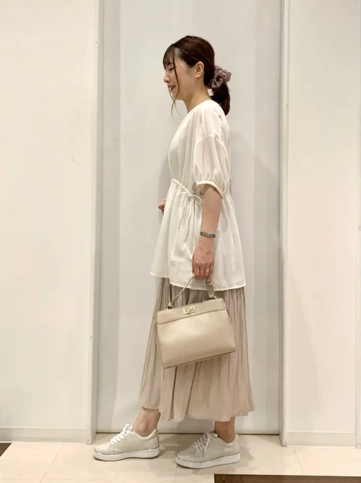 ANY SIS 横田 コーディネート画像