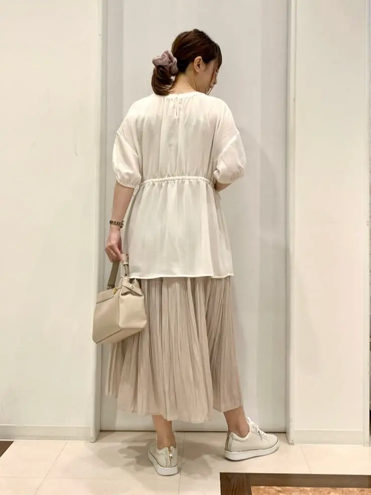 ANY SIS 横田 コーディネート画像