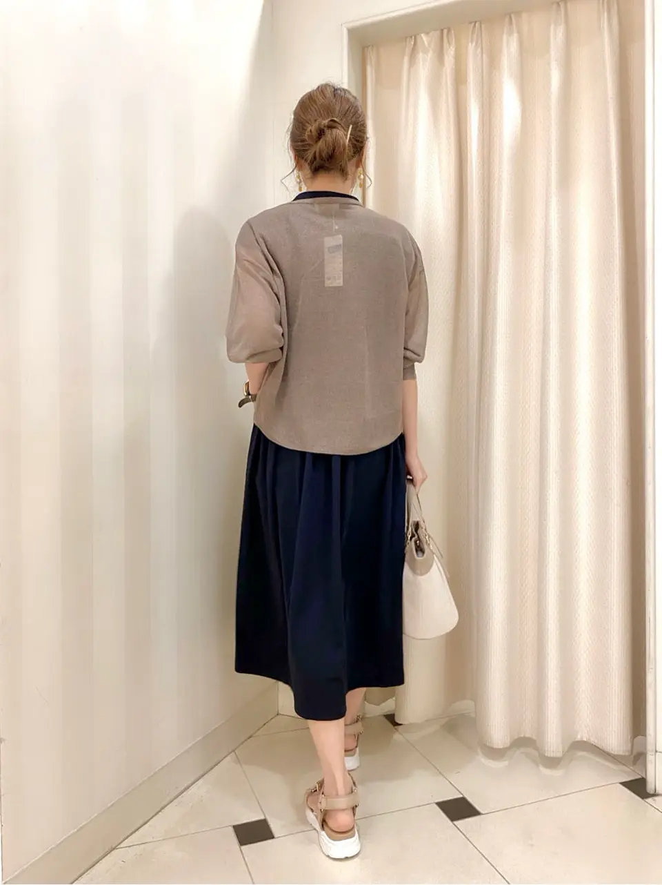 ANY SIS 金井 コーディネート画像