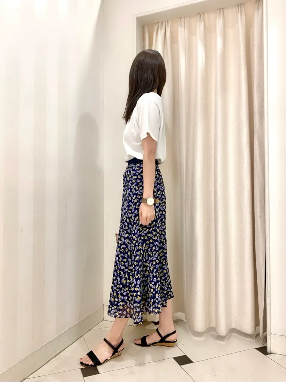 ANY SIS 金井 コーディネート画像