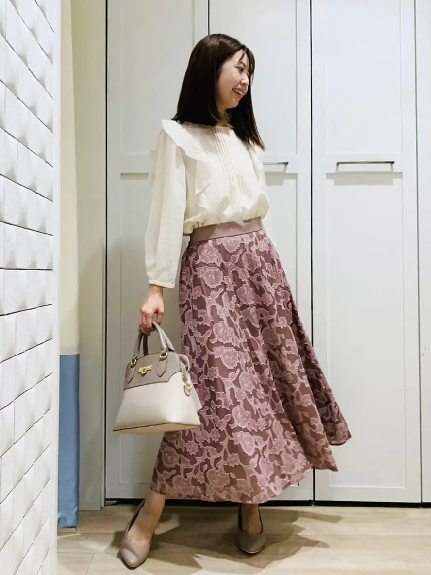 ANY SIS スタッフ コーディネート画像