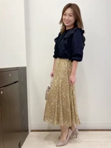 ANY SIS スタッフ コーディネート画像