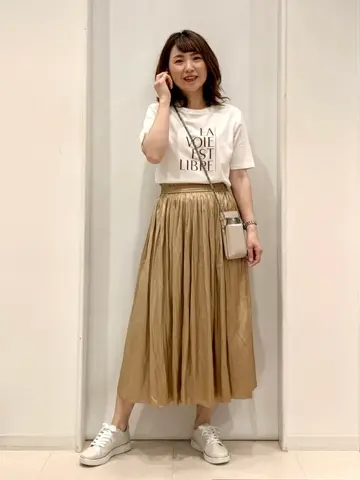 ANY SIS 横田 コーディネート画像