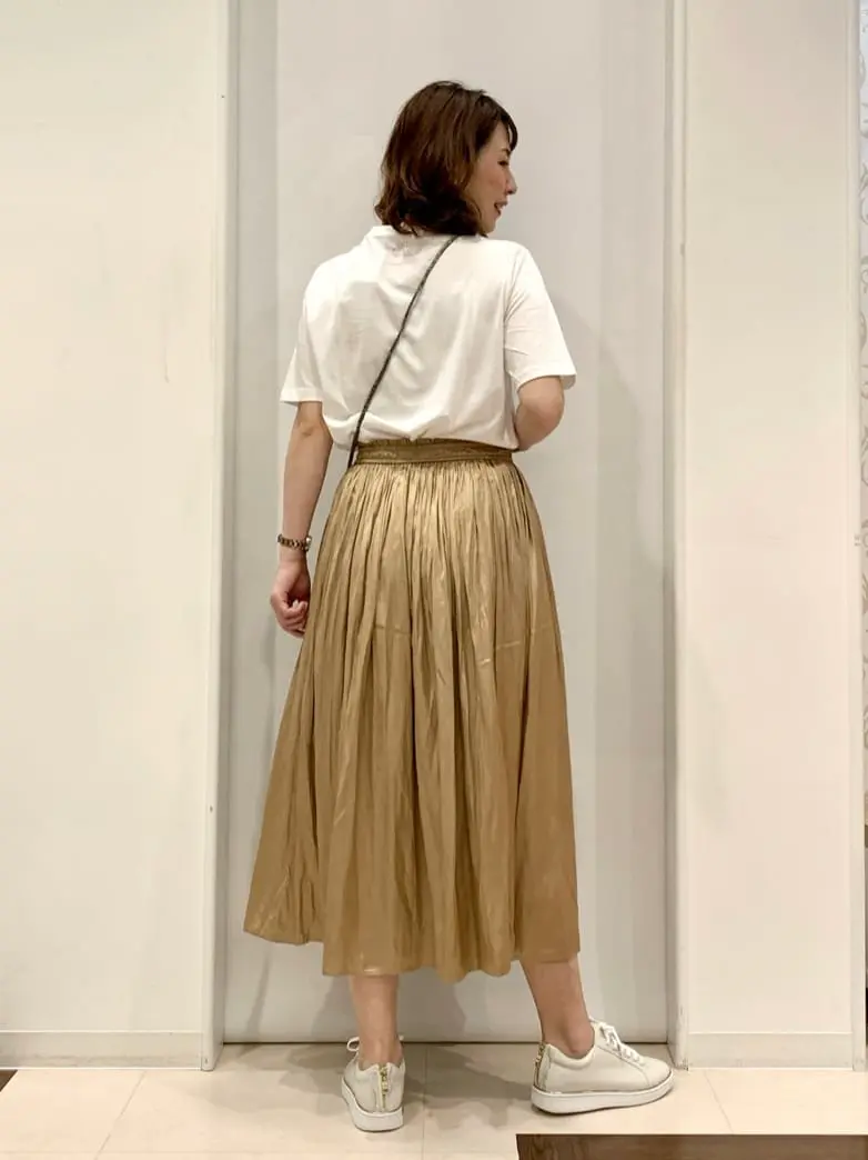 ANY SIS 横田 コーディネート画像