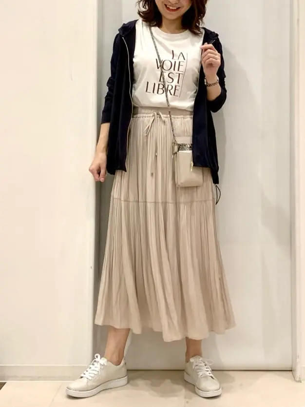 ANY SIS 横田 コーディネート画像