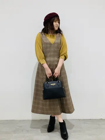 ANY SIS 川根　彩 コーディネート画像