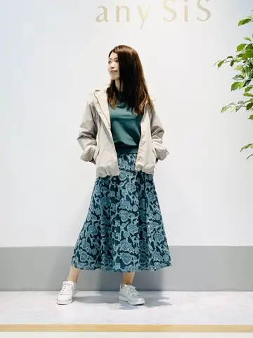 ANY SIS 岡本 コーディネート画像