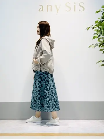 ANY SIS 岡本 コーディネート画像