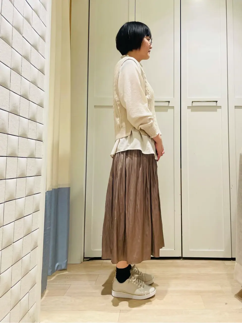 ANY SIS スタッフ コーディネート画像