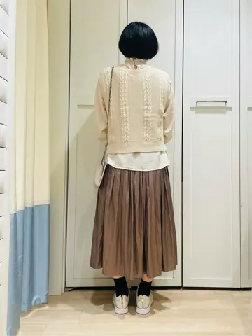 ANY SIS スタッフ コーディネート画像