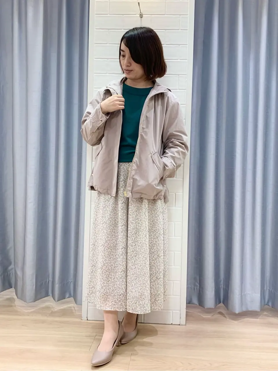 ANY SIS 丸岡 コーディネート画像