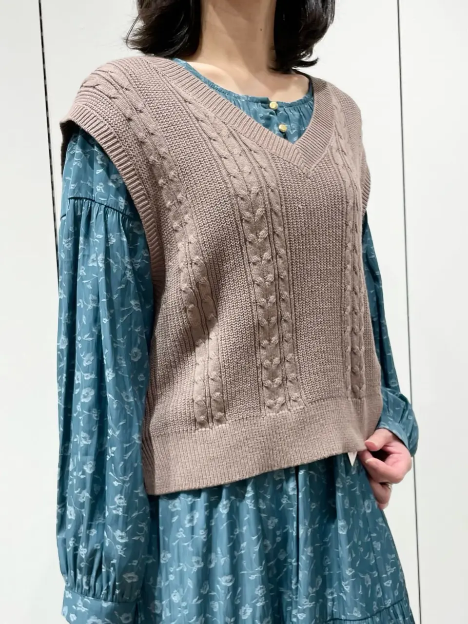 ANY SIS 山本 コーディネート画像