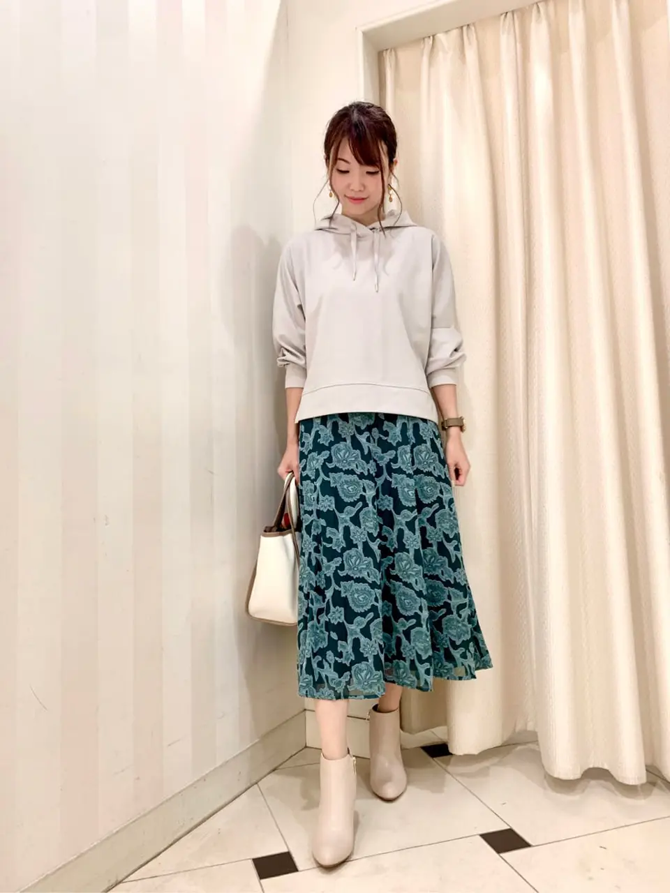 ANY SIS 金井 コーディネート画像