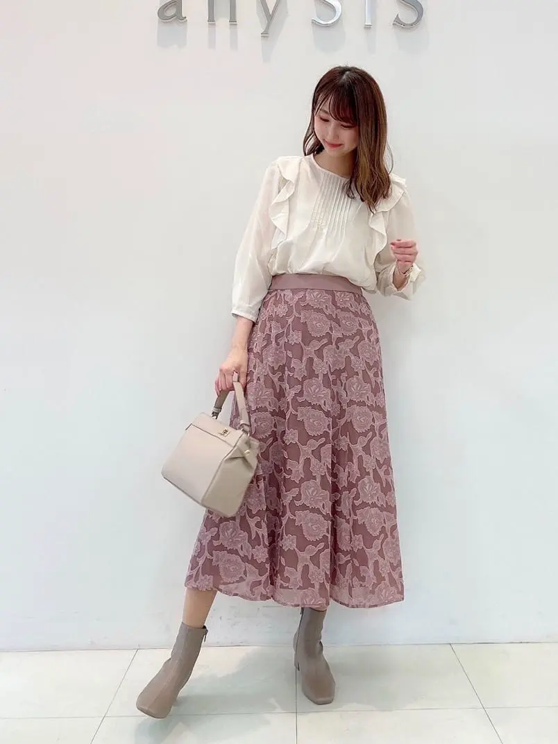  スタッフ コーディネート画像