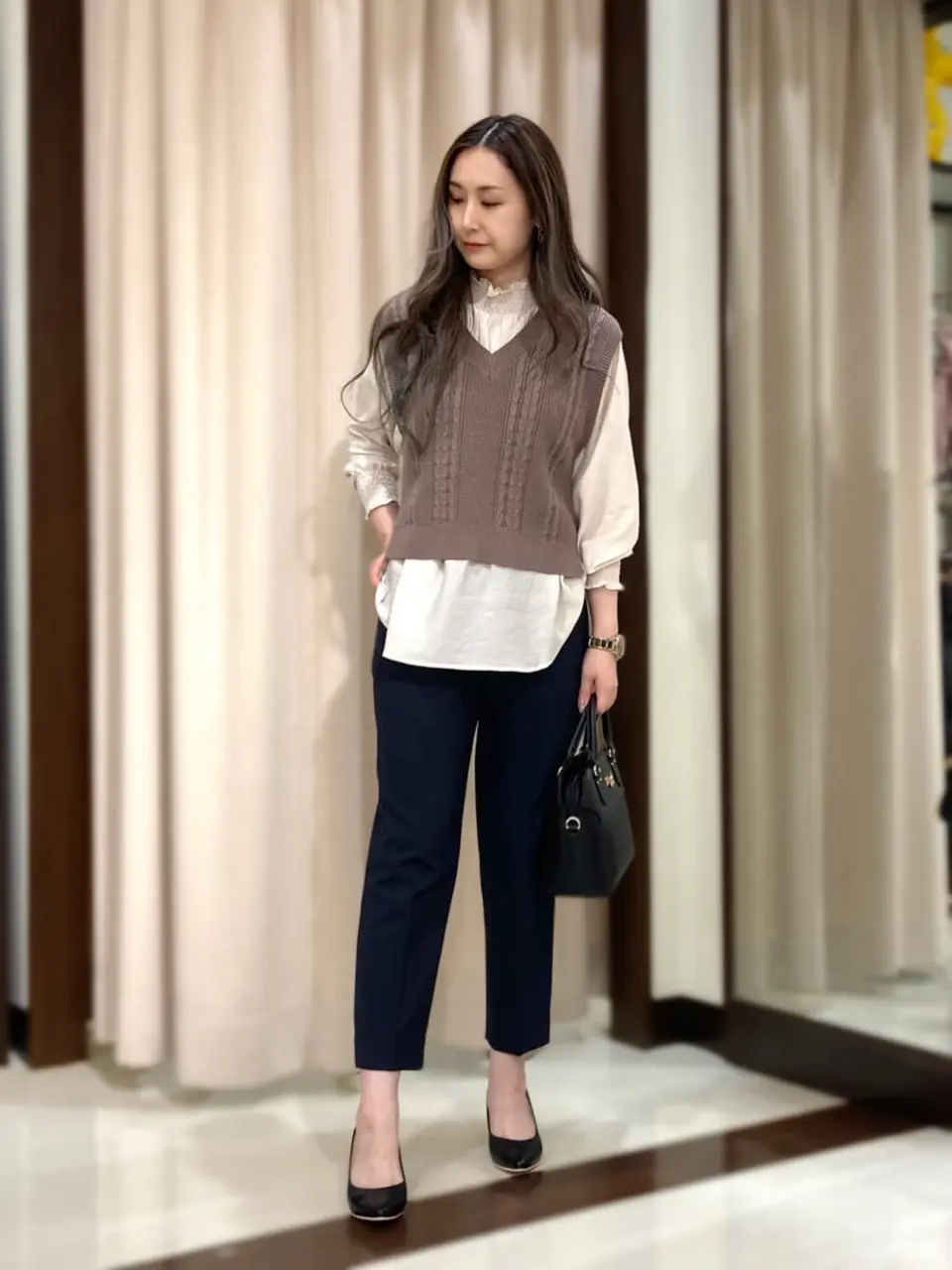 ANY SIS STAFF コーディネート画像