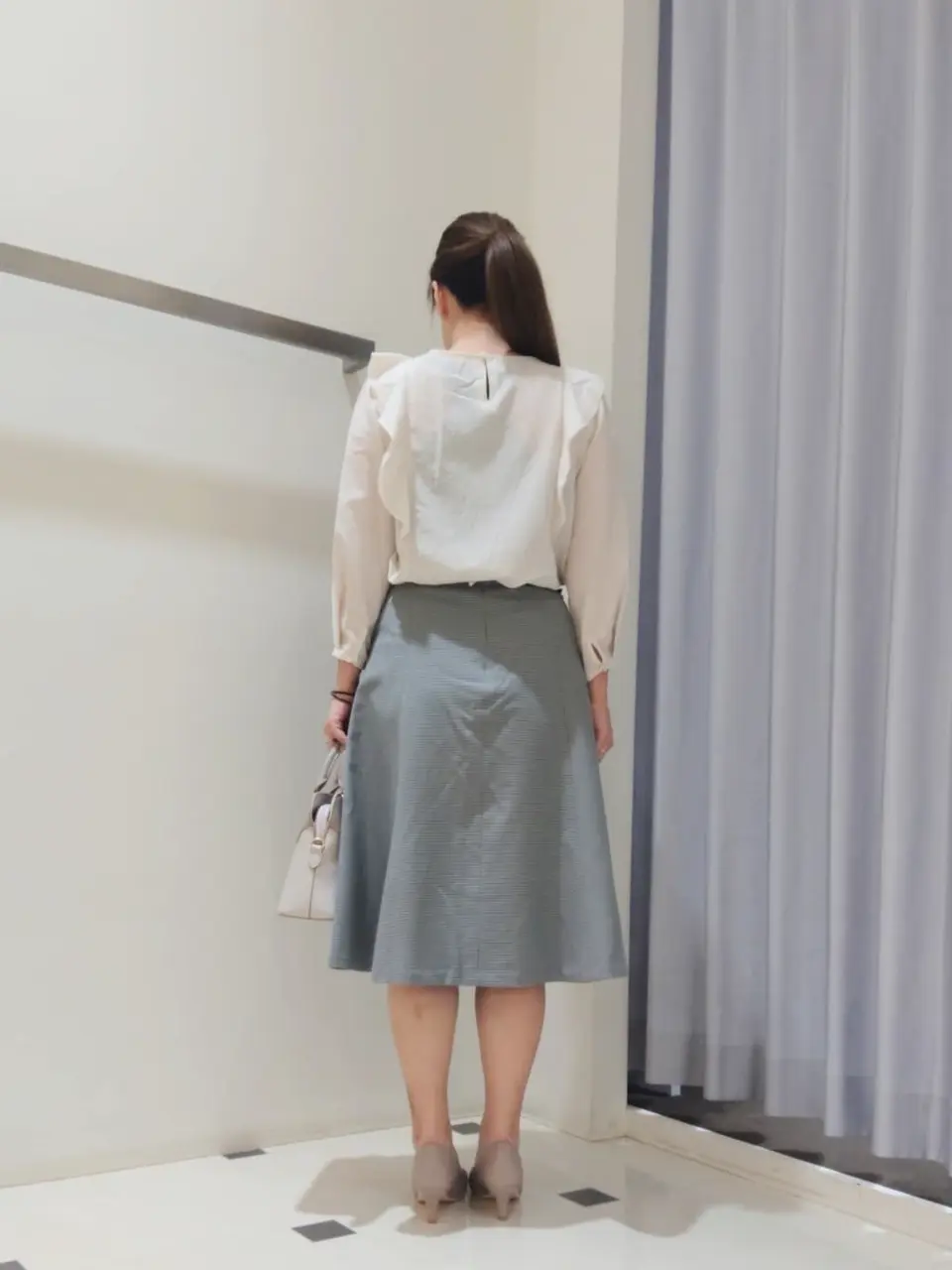 ANY SIS 加藤 コーディネート画像