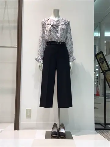 ANY SIS 布川 コーディネート画像