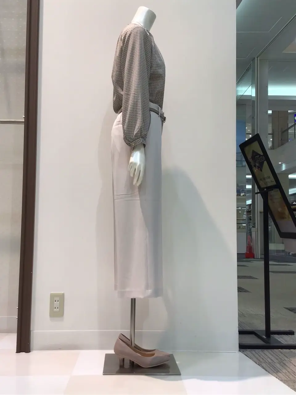 ANY SIS 布川 コーディネート画像