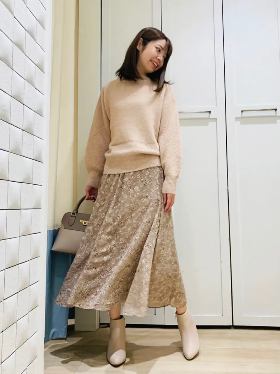 ANY SIS スタッフ コーディネート画像