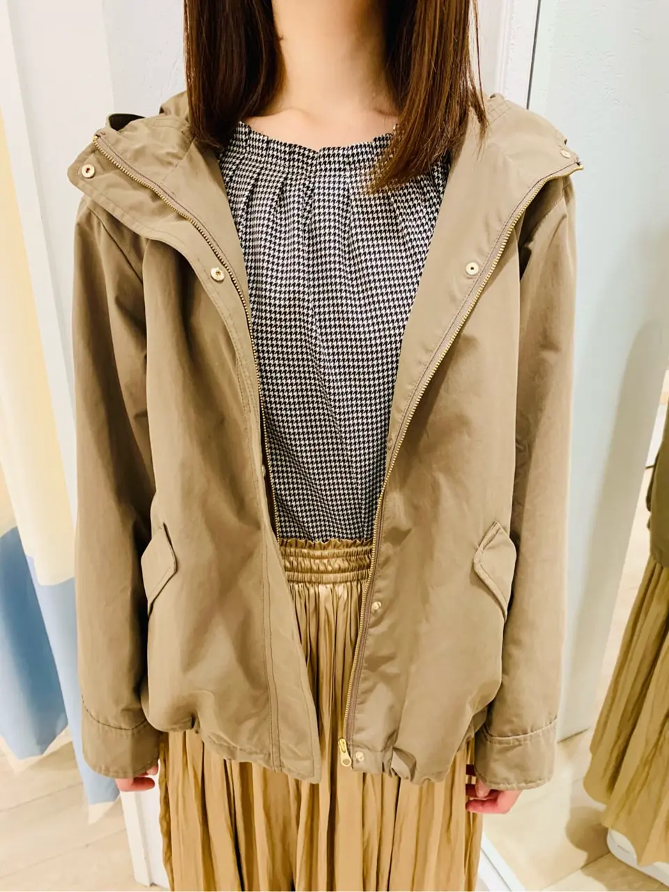 ANY SIS スタッフ コーディネート画像