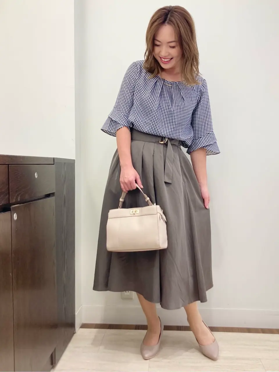 ANY SIS スタッフ コーディネート画像