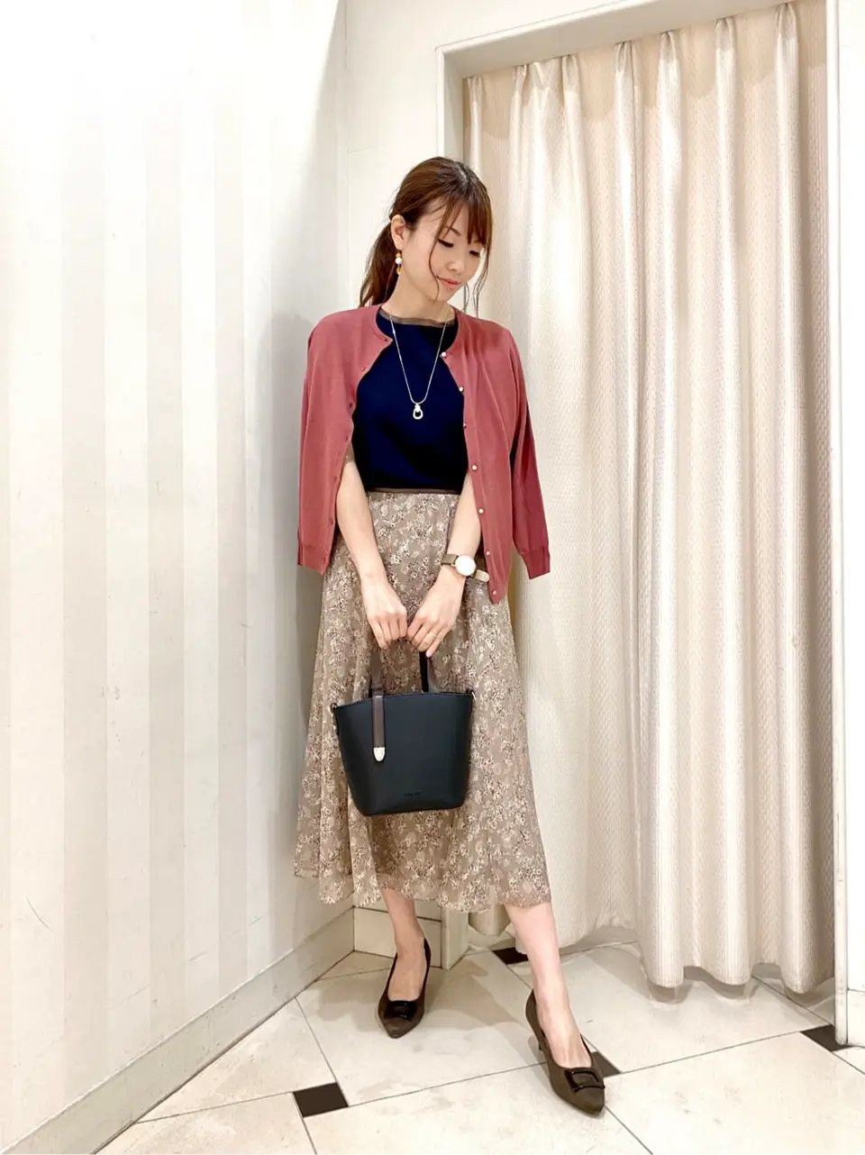 ANY SIS 金井 コーディネート画像