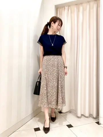 ANY SIS 金井 コーディネート画像