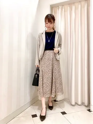 ANY SIS 金井 コーディネート画像