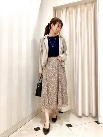 ANY SIS 金井 コーディネート画像