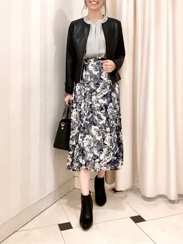 ANY SIS 金井 コーディネート画像