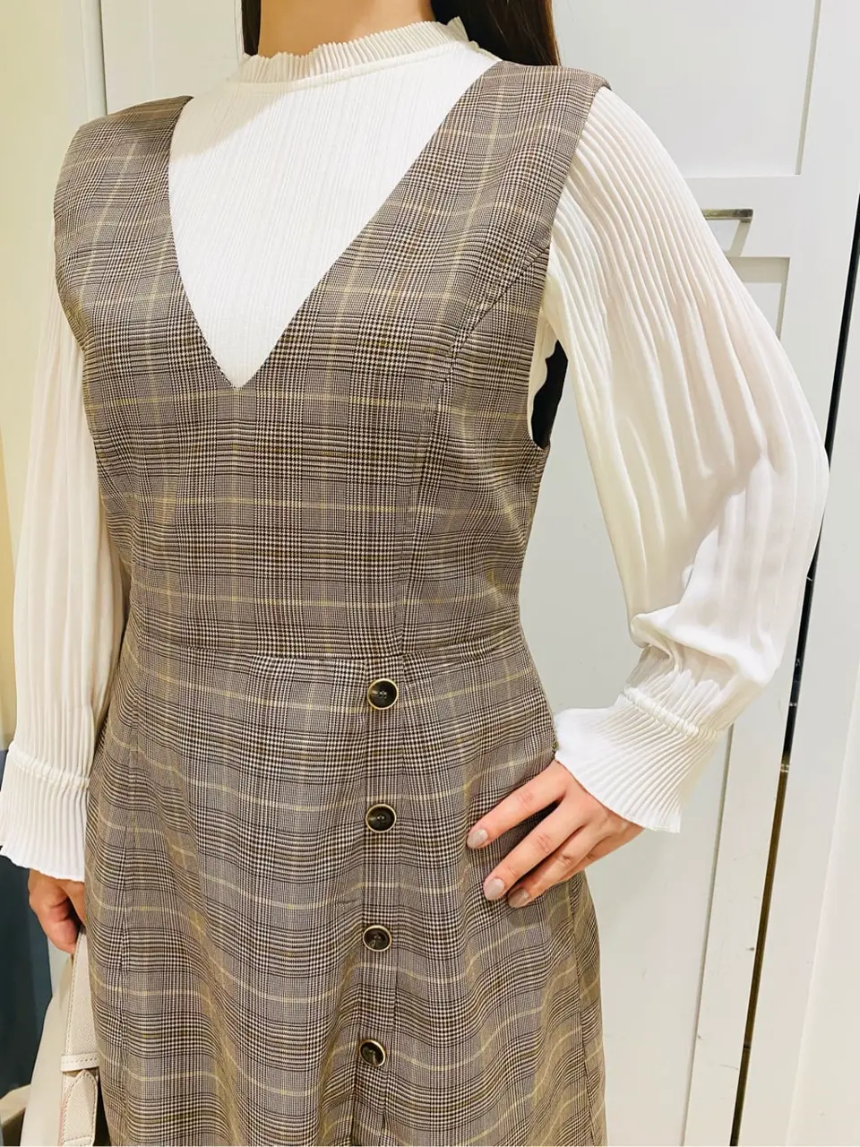 ANY SIS スタッフ コーディネート画像