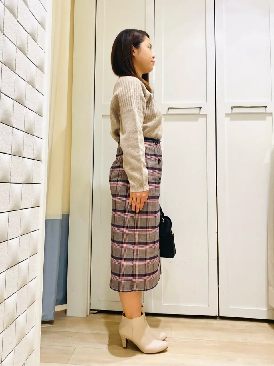 ANY SIS スタッフ コーディネート画像