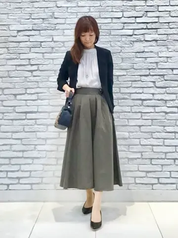 ANY SIS スタッフ コーディネート画像