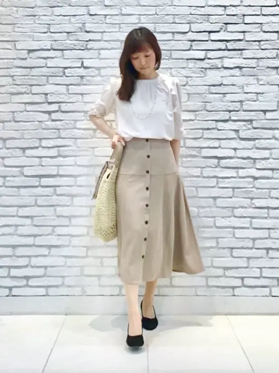 ANY SIS スタッフ コーディネート画像