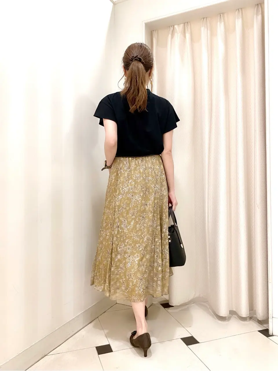 ANY SIS 金井 コーディネート画像